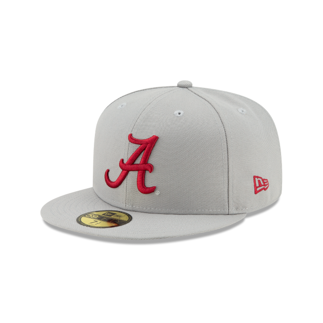 New Era Alabama Crimson Tide 59FIFTY fitted hat with a structured crown and embroidered team logo in crimson and white.