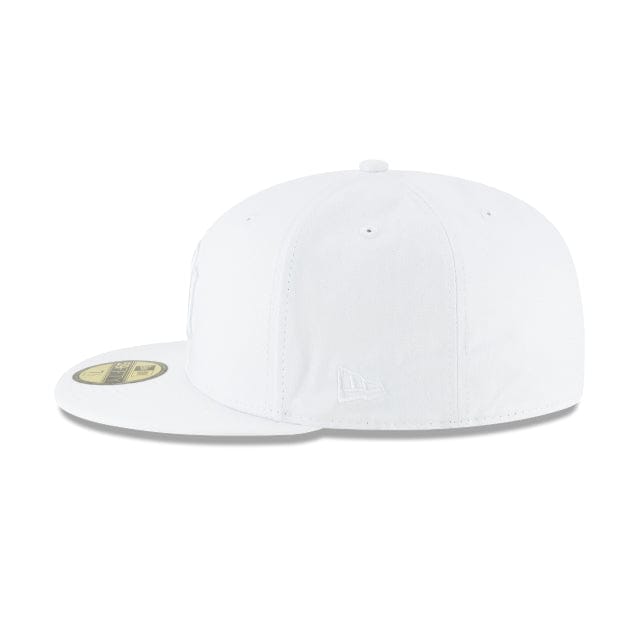 New Era Hats New York Yankees Whiteout Basic 59FIFTY Fitted New York Yankees Whiteout Basic 59FIFTY Fitted