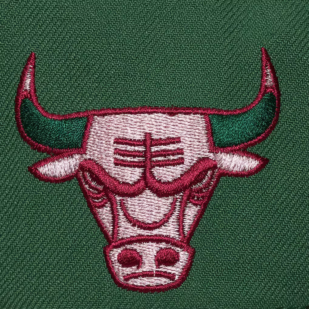 Mitchell & Ness Chicago Bulls Green/Red Rose Gold Pro Pinch Snapback