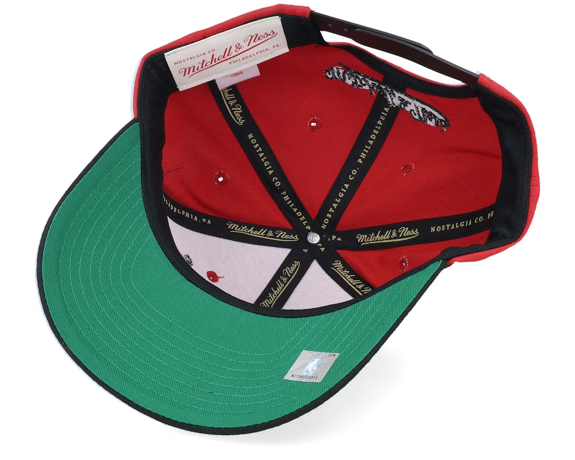 Mitchell & Ness Chicago Bulls Boom Text Pro Red/Black Snapback