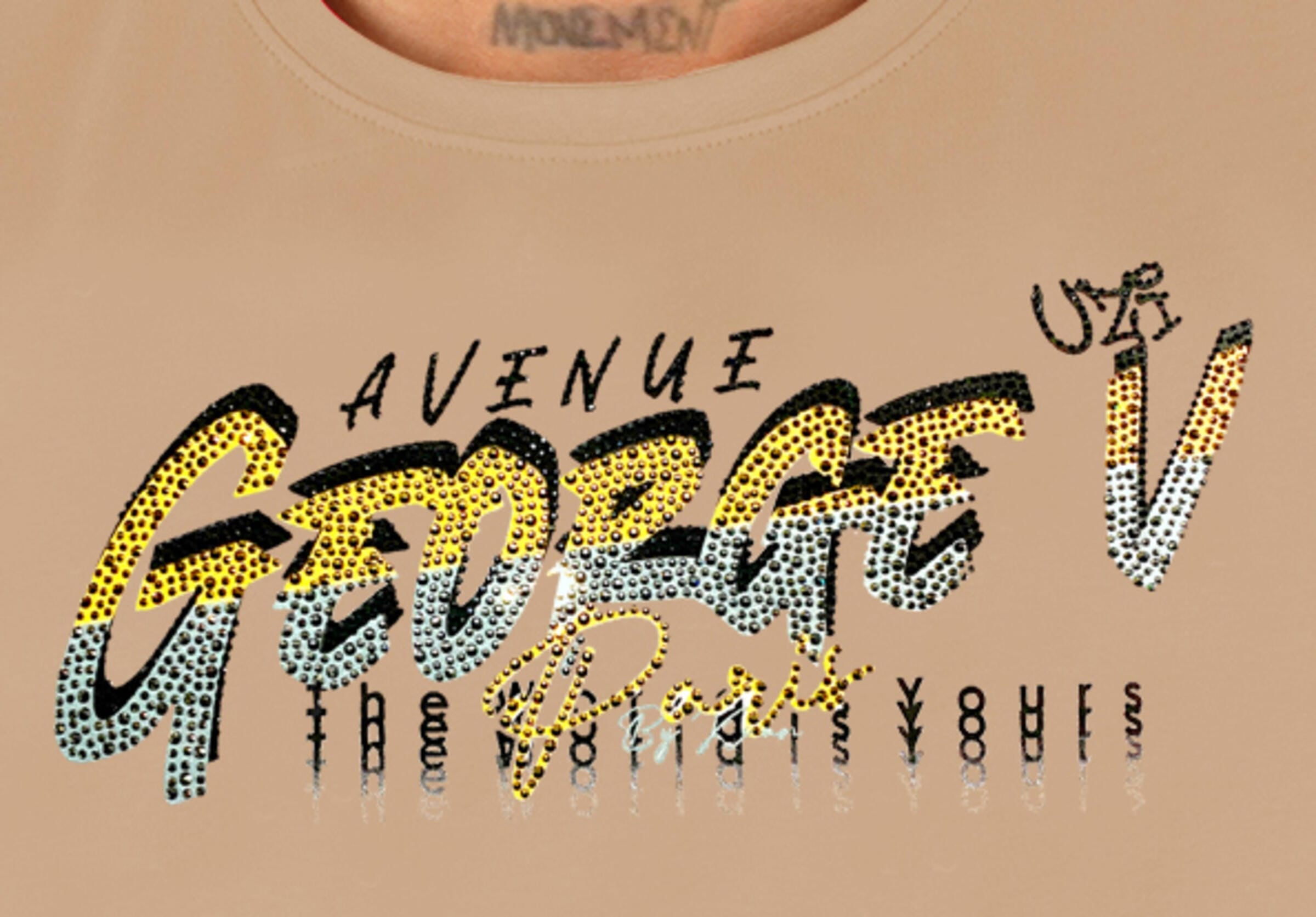 Avenue George V Paris T-Shirts Avenue George V Uzi Tee Avenue George V Uzi Tee