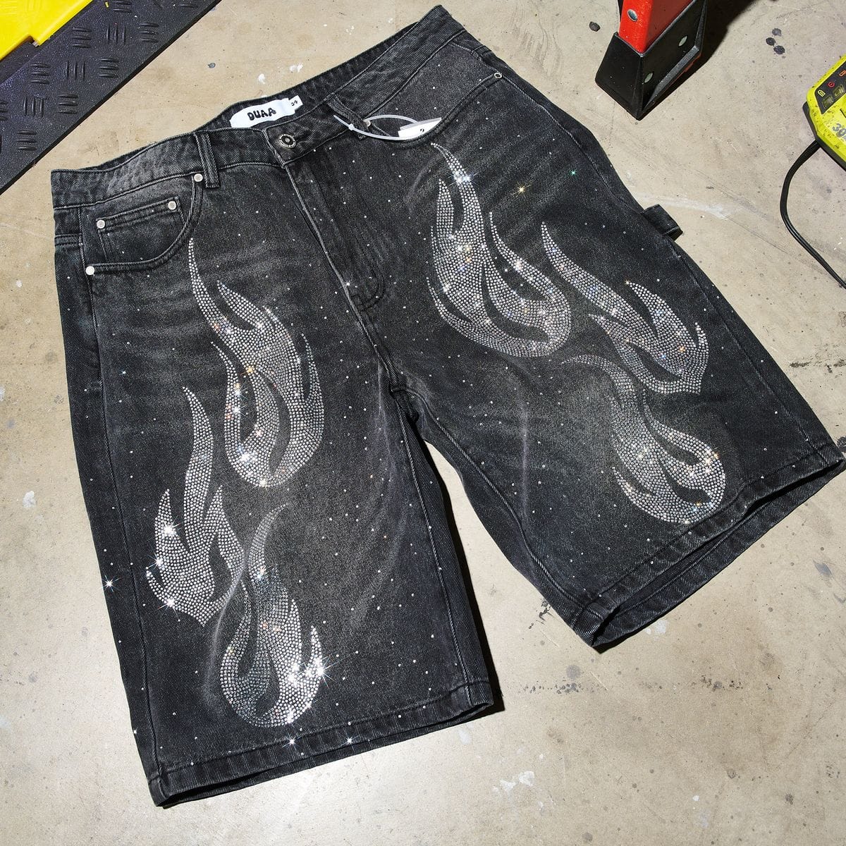 Duaa Shorts THRIVING'' FLAME STONE THRIVING'' FLAME STONE