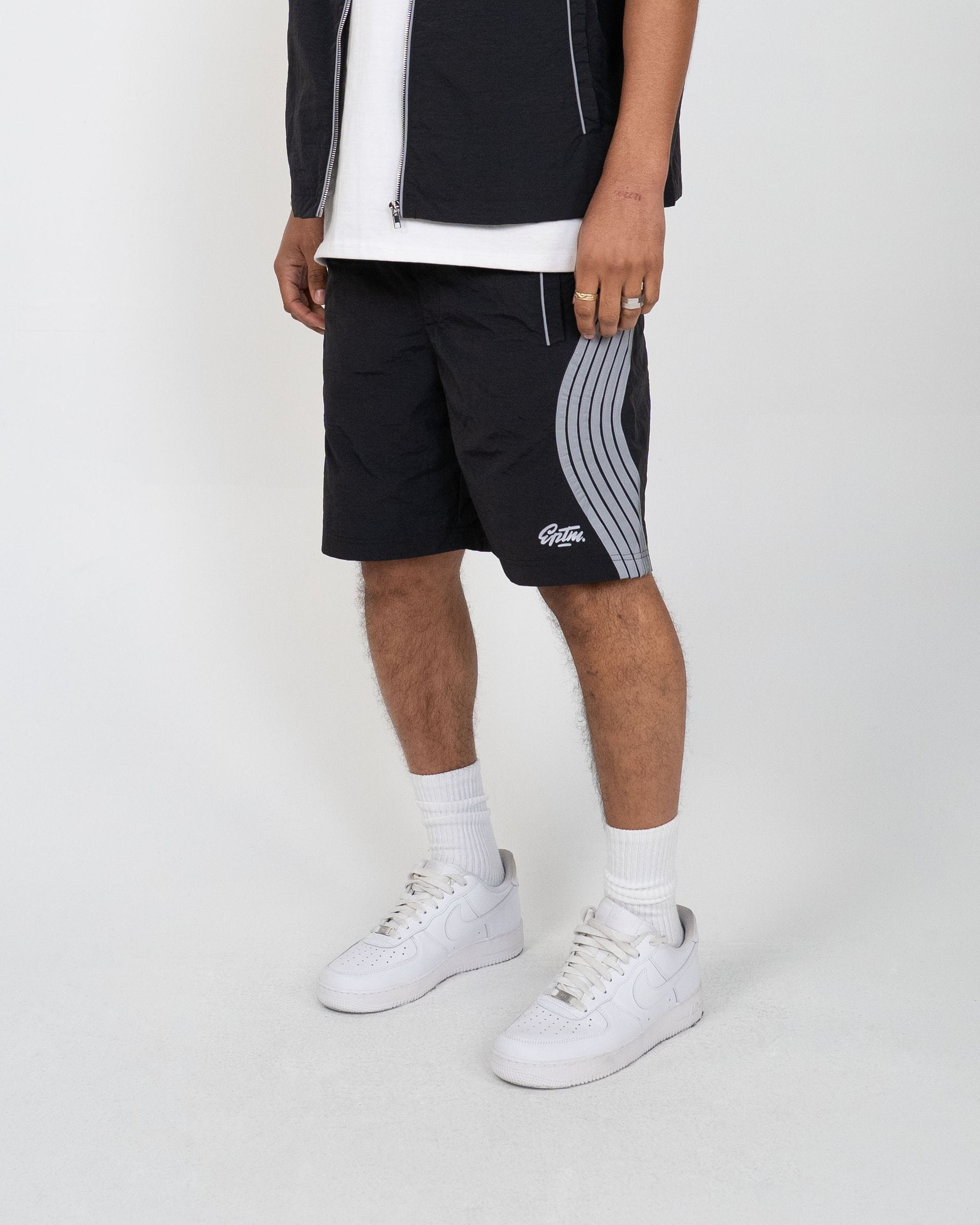 EPTM Valley Set in black featuring a stylish matching top and pants, made from comfortable fabric for casual wear.