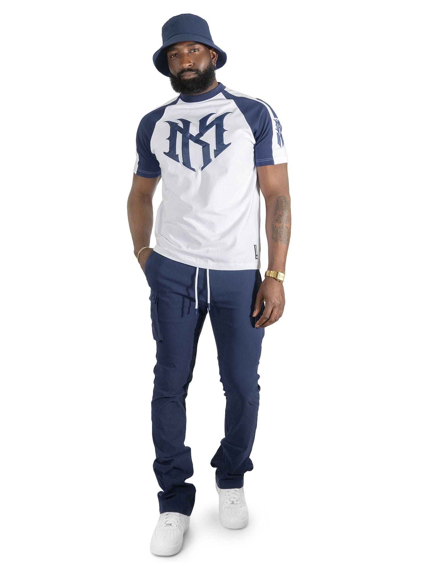Makobi M119 Adorni Reglan T-shirt in navy, featuring a relaxed fit and stylish design, worn by a model.