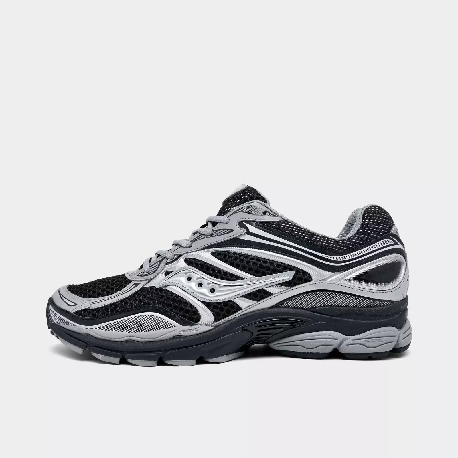 Men's Saucony ProGrid Omni 9 sneakers in black with metallic silver accents, showcasing the athletic shoe design and sleek style.