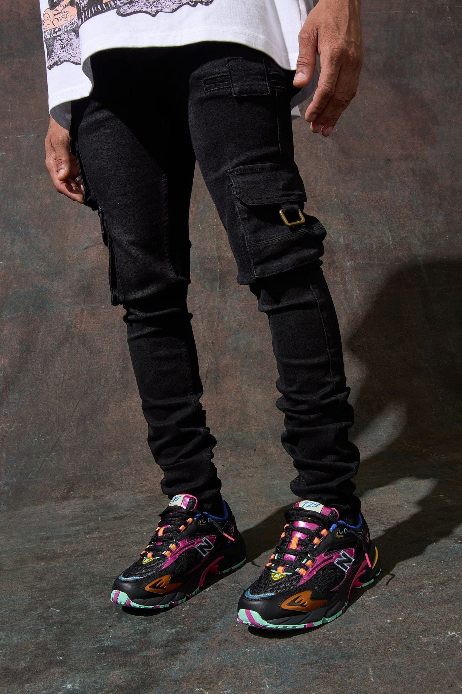 Serenede PNTH-2 Panthera Cargo Jeans in dark denim, featuring multiple cargo pockets and a relaxed fit.